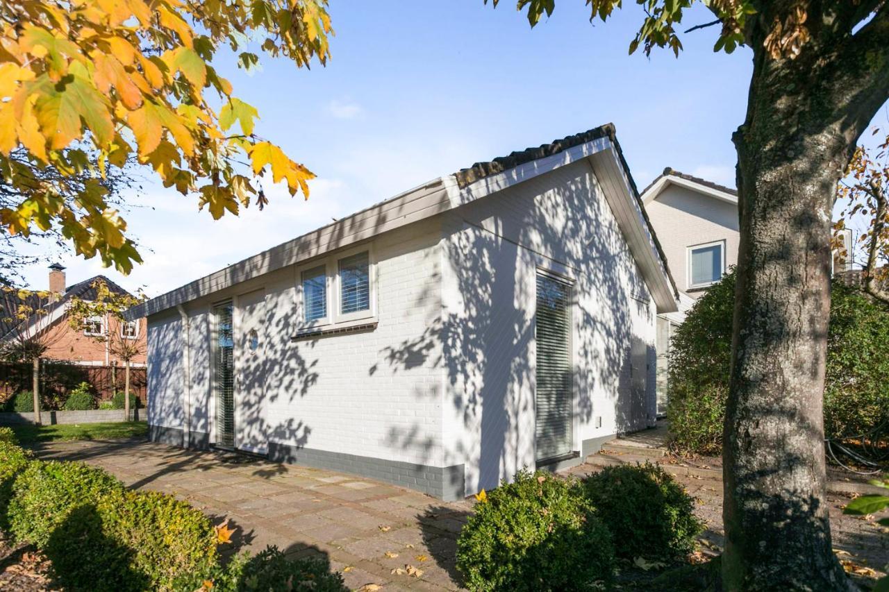 Holiday Home Beach Bubbles - Near The Beach With Big Garden - Not For Companies Ouddorp Exterior foto